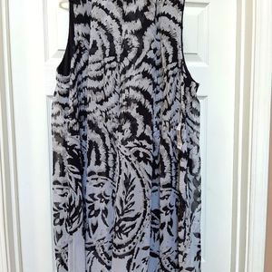 NWT Black, white, and tan swing style Midi dress, Size 22 Women's